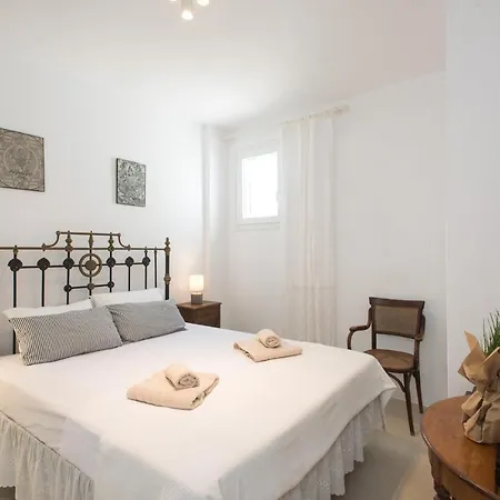 Mykonos Homm 아파트 칼라파티스